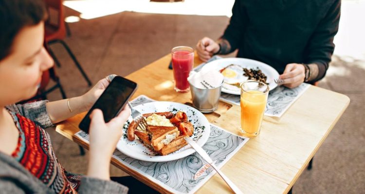 The Connection Between Nutrition and Brain Health