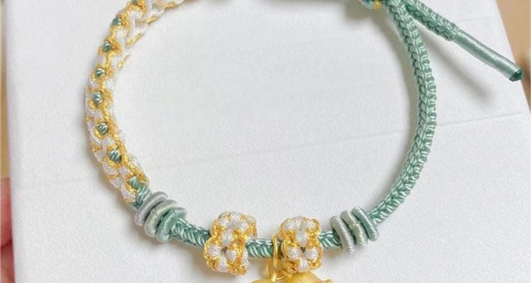 How to Promote and Sell Handmade Jewelry Online Successfully